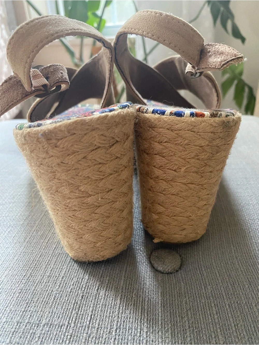 Rocket Dog Jute Wedge Sandals Size 8.5